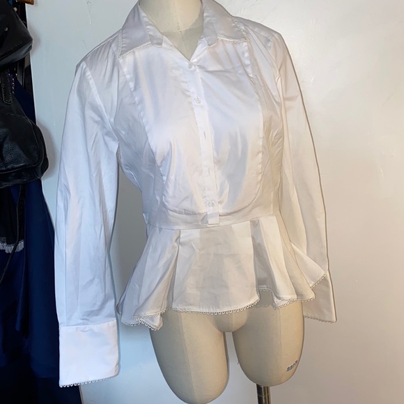 Zara Tops - Zara white fitted blouse size medium. Missing two buttons.